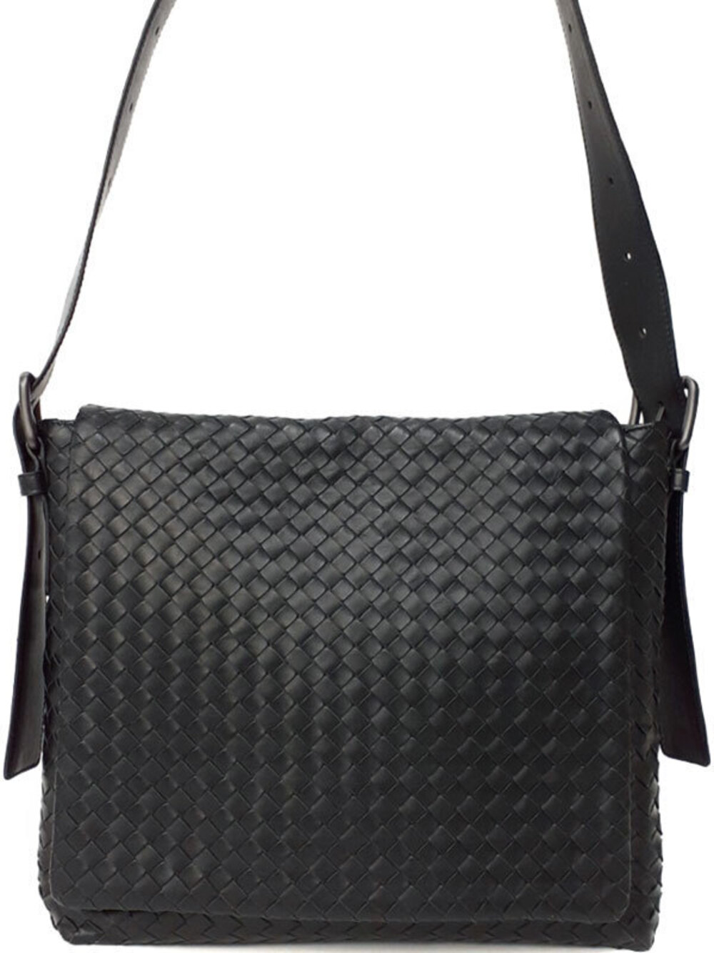 Bottega Veneta black Intrecciato Messenger Bag woven leather